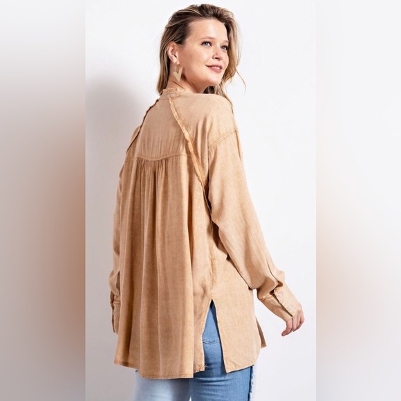 Free People 'Keep It Simple' Button Down in SHELL PINK (XS) - Picture 3 of 7